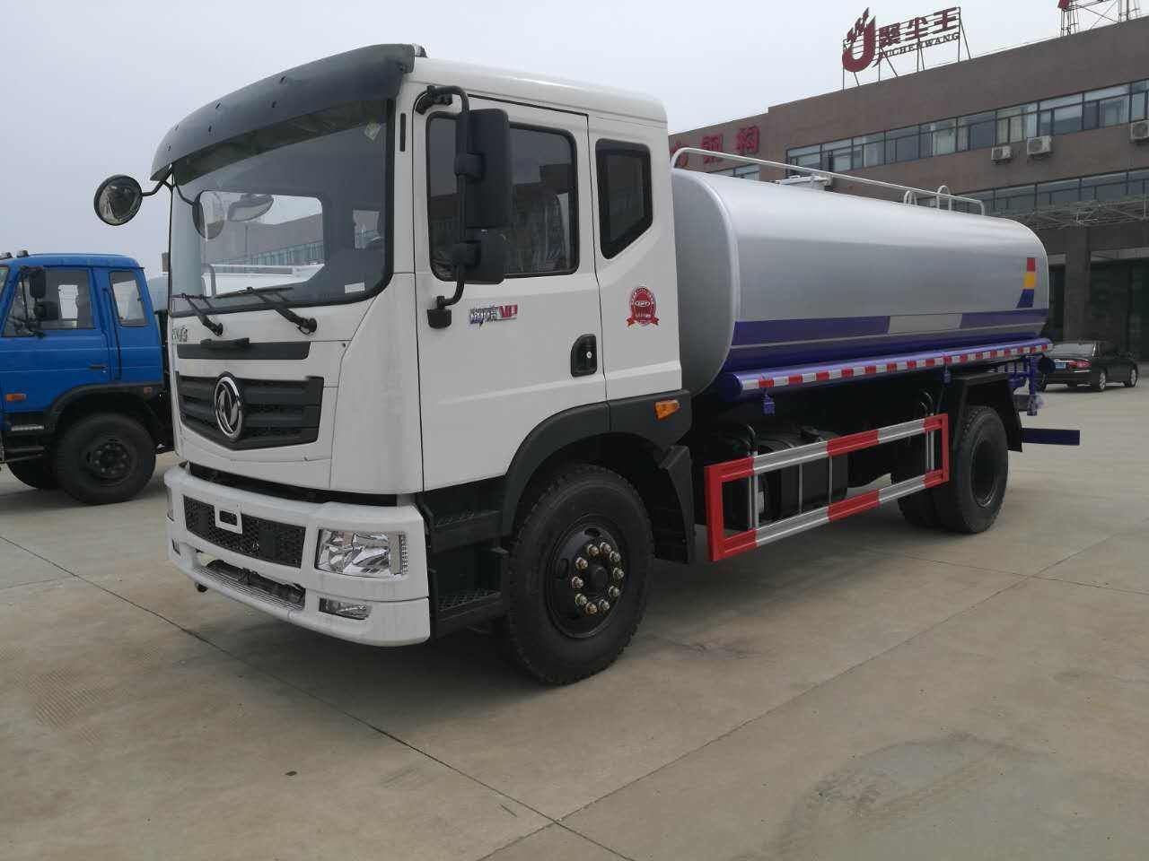 東風(fēng)T5 15噸灑水車 {$title}